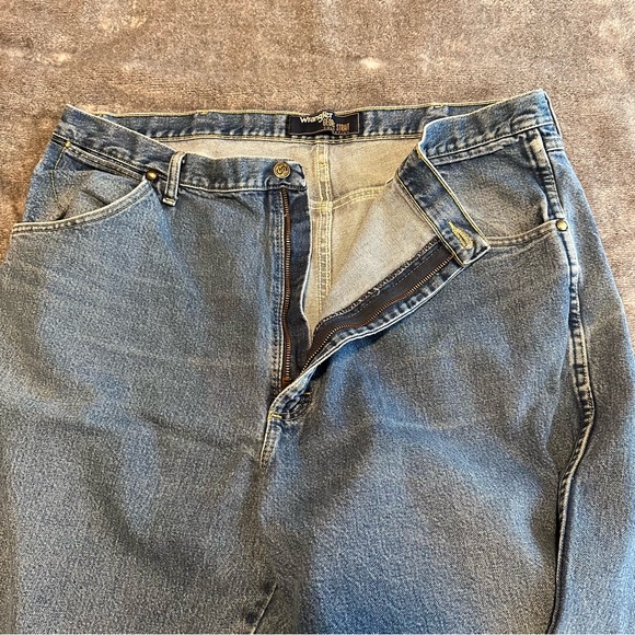 Wrangler Jeans Mens 42x36 Blue Cowboy Cut Denim George Strait Western 31MGSHD - Picture 9 of 11